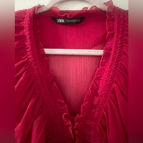 Zara Red Ruffled Tie Front Blouse NWOT - Picture 4 of 5